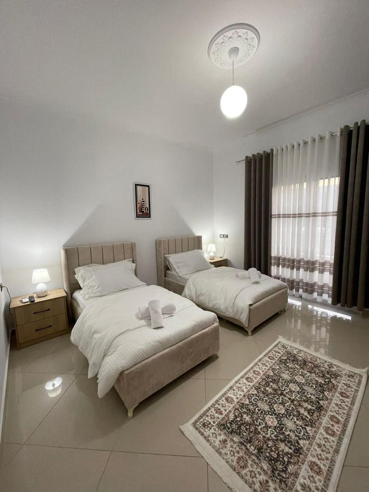 Harmony Villa 培拉特 外观 照片