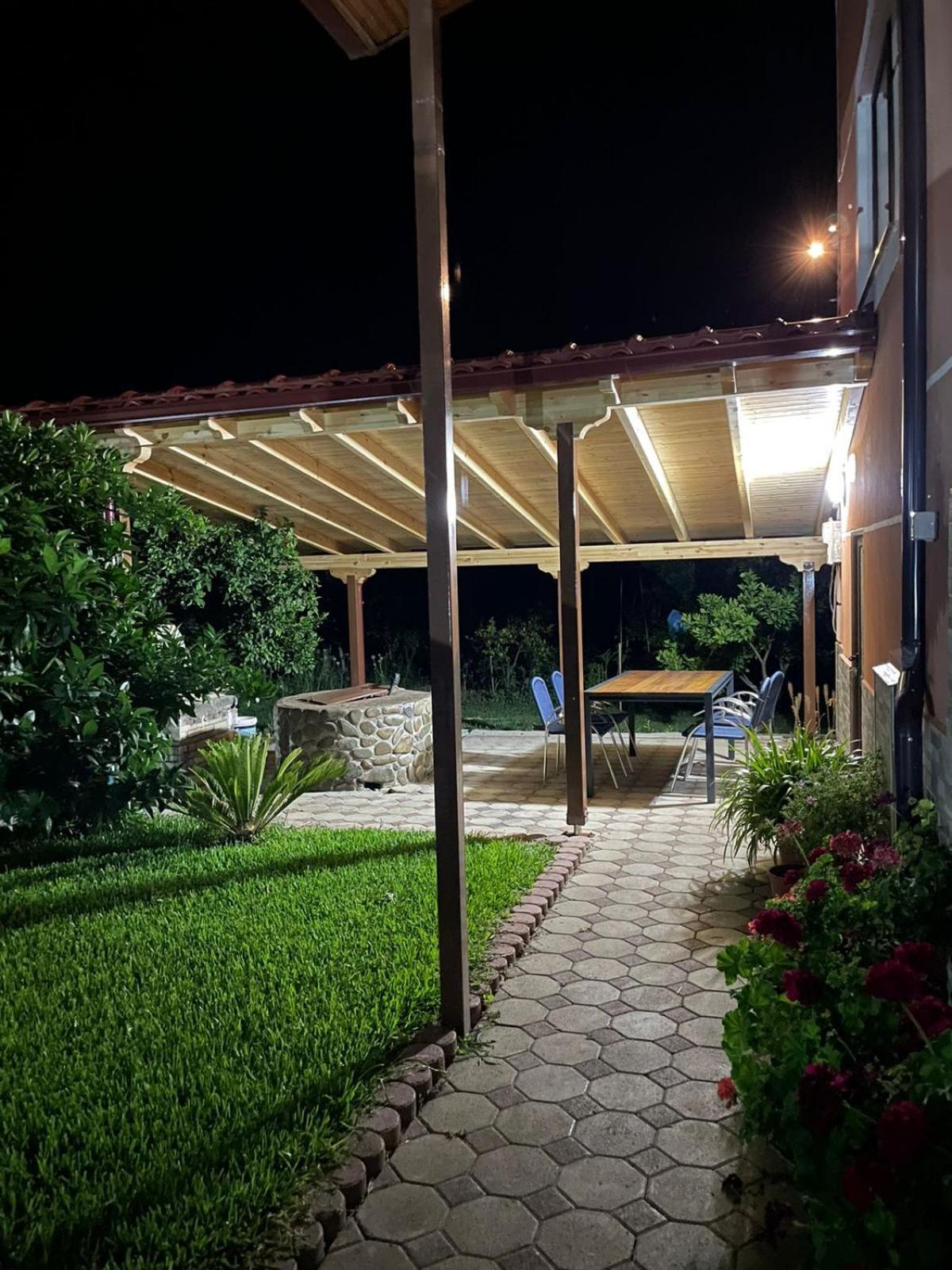 Harmony Villa 培拉特 外观 照片